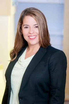 Sarasota Endodontist Dr. Marineyda Oyola DMD