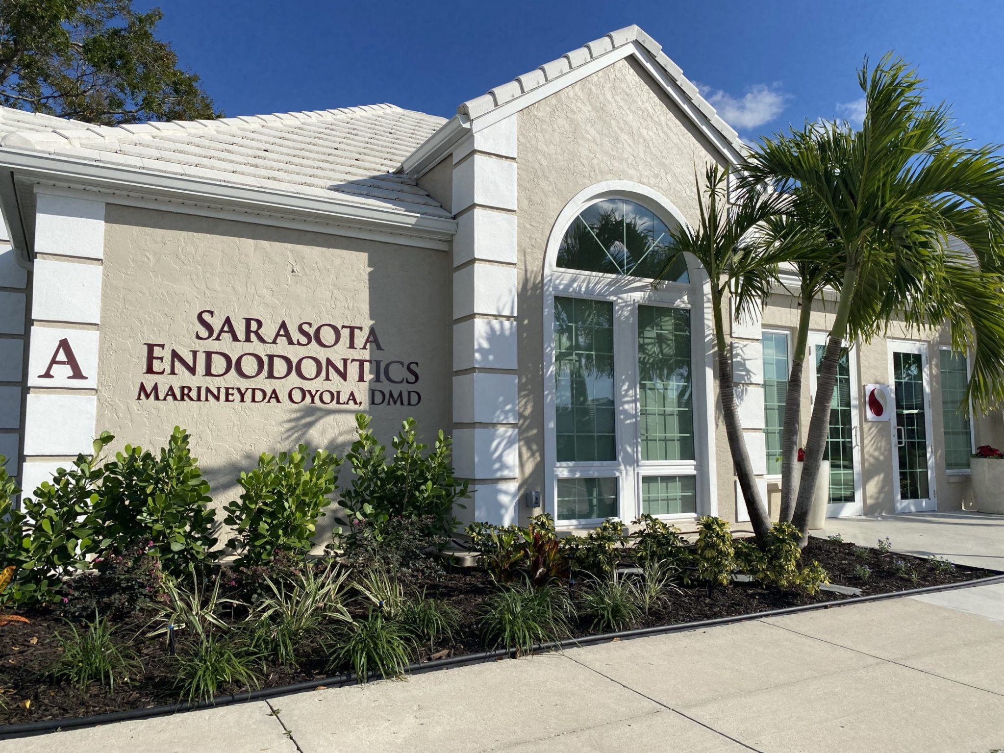 Endodontist Root Canal Specialist Sarasota, FL 34233